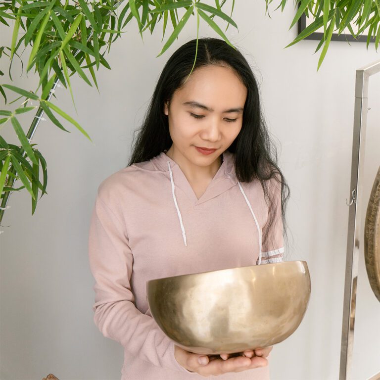 nguyen phuong thuy hlv yoga