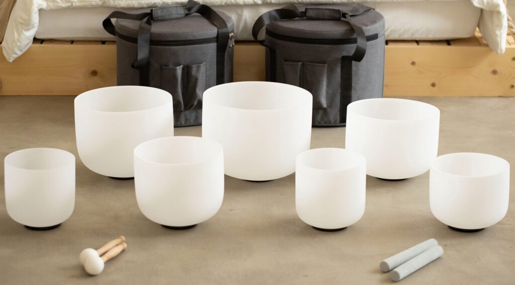 Chuong Thach Anh Mo Frosted Crystal Singing Bowls 1