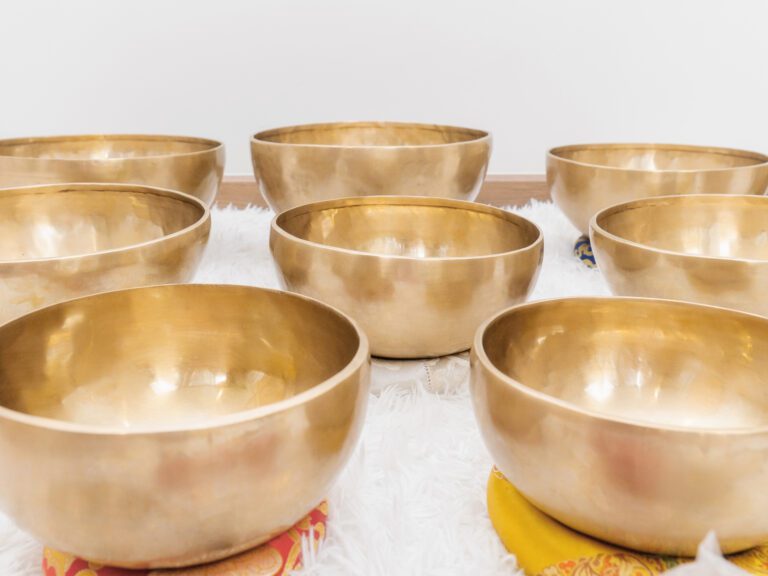 Bát đồng thiền, bộ gõ tâm linh. chuông xoay