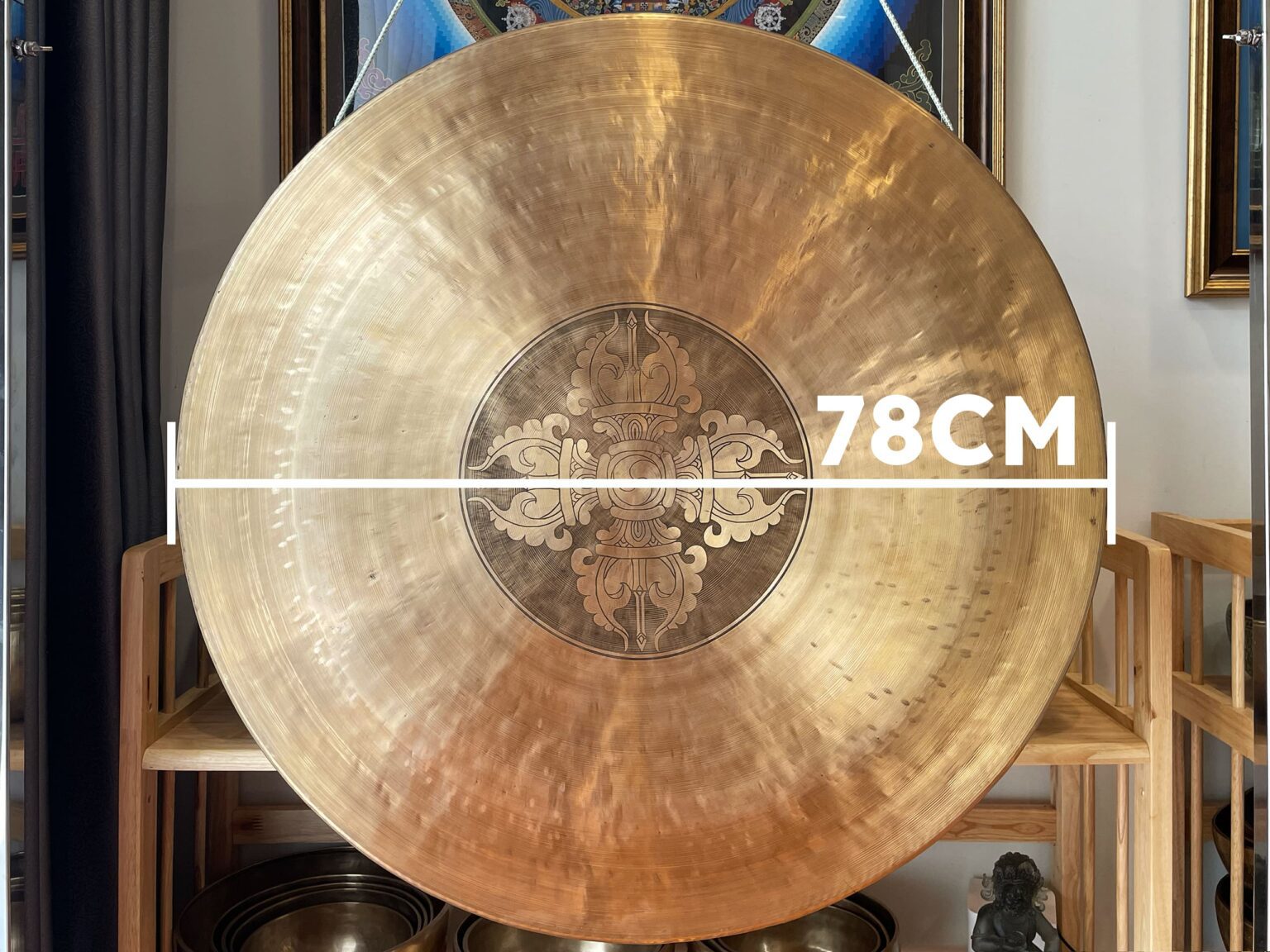 Gong Nepal Khắc Biểu Tượng Vajra 78cm