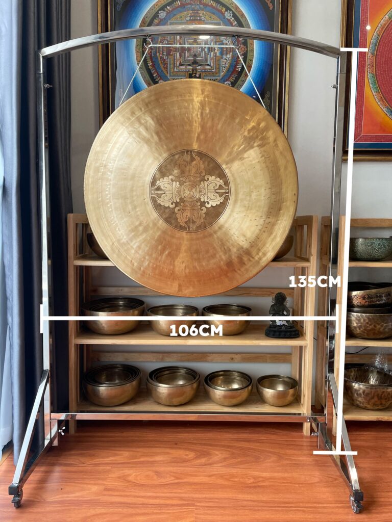 Chiêng lớn, kệ bát đồng, kích thước rõ ràng