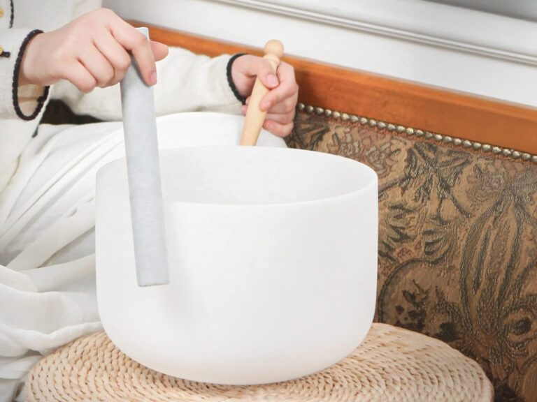 Chuông thạch anh 16 inch Màu Trắng, Chuông thạch anh 18 inch Màu Trắng