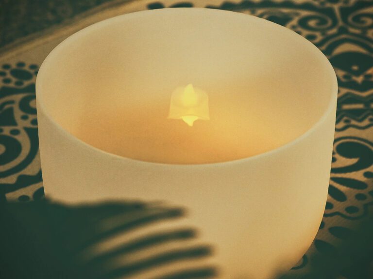 Chuông thạch anh 7 inch Màu Trắng (White Frosted) CDEFGAB