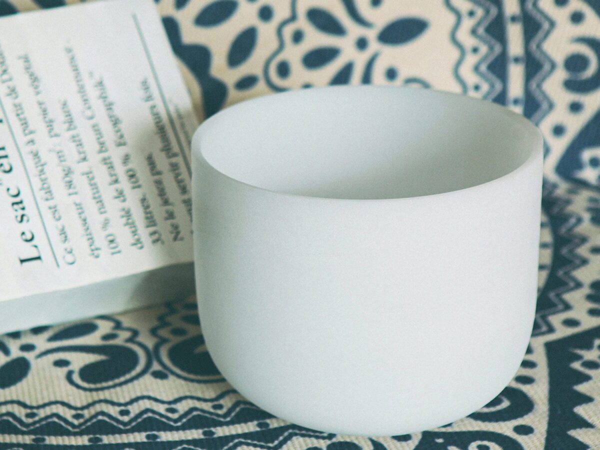 7-White Frosted Crystal Singing Bowl 04 Chuông thạch anh 7 inch Màu Trắng (White Frosted) CDEFGAB