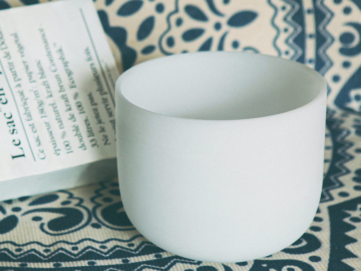 Chuông thạch anh 7 inch Màu Trắng (White Frosted) CDEFGAB