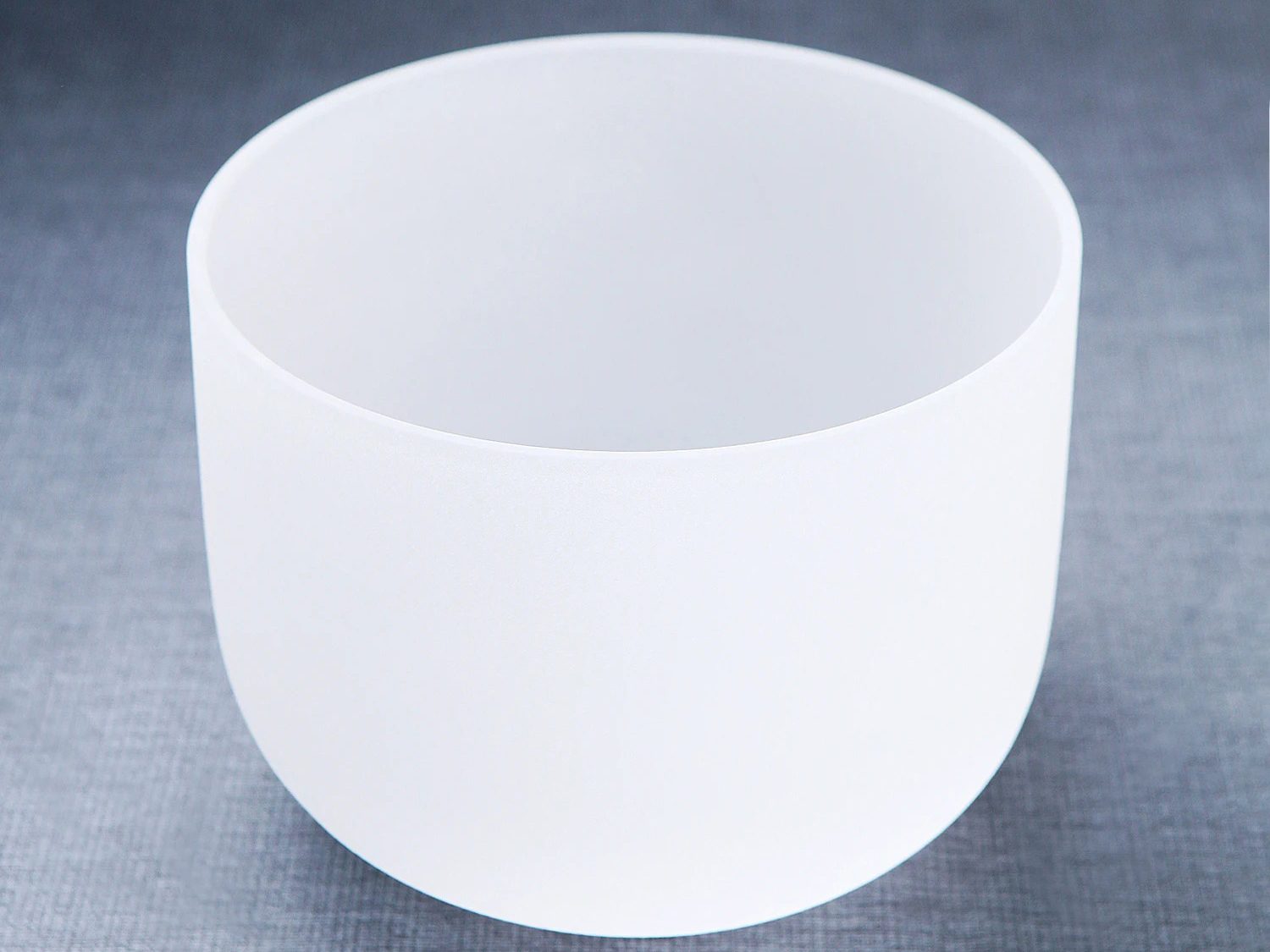 Chuông thạch anh 9 inch Màu Trắng (White Frosted) CDEFGAB