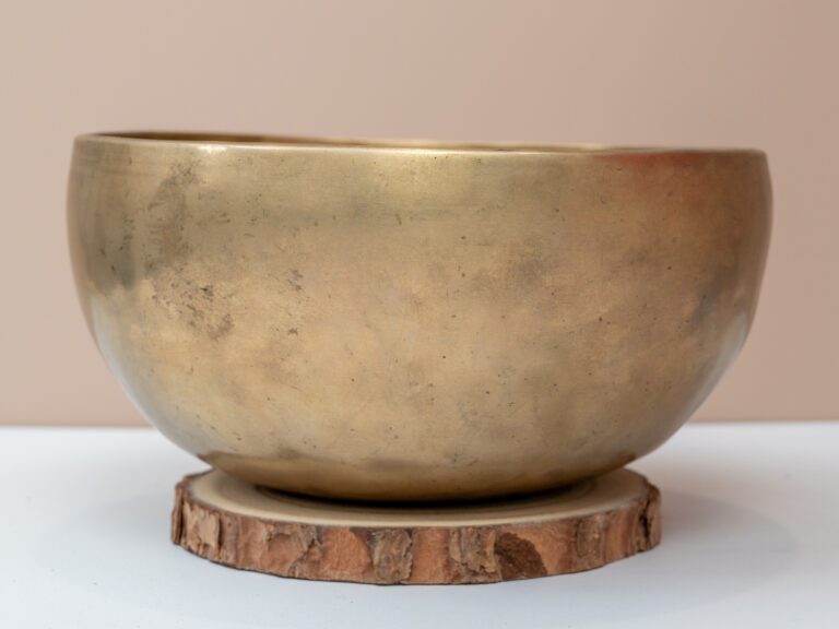 Chuông Xoay Himalaya Vàng Trơn Note F3 | Ø21cm | 1.35kg