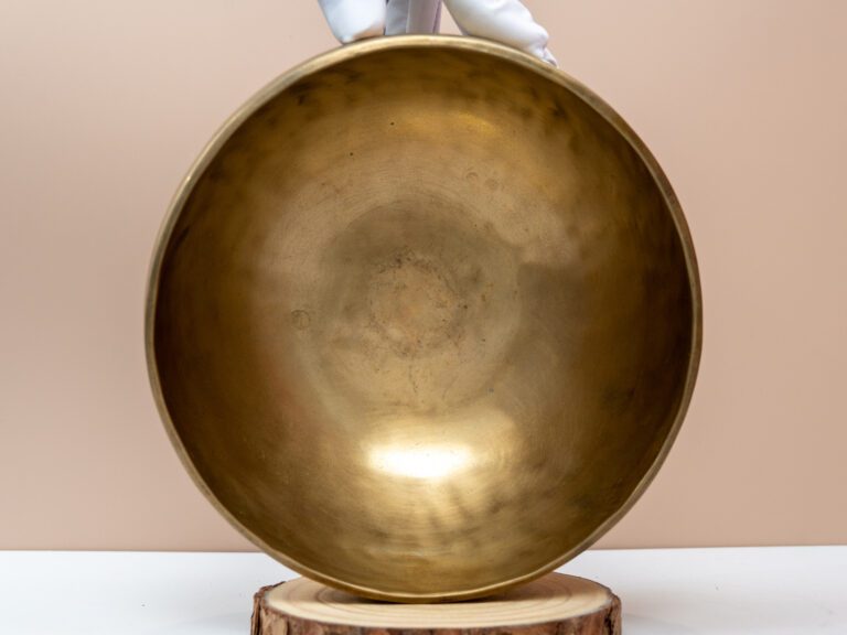 Chuông Xoay Himalaya Vàng Trơn Note F3 | Ø21cm | 1.35kg