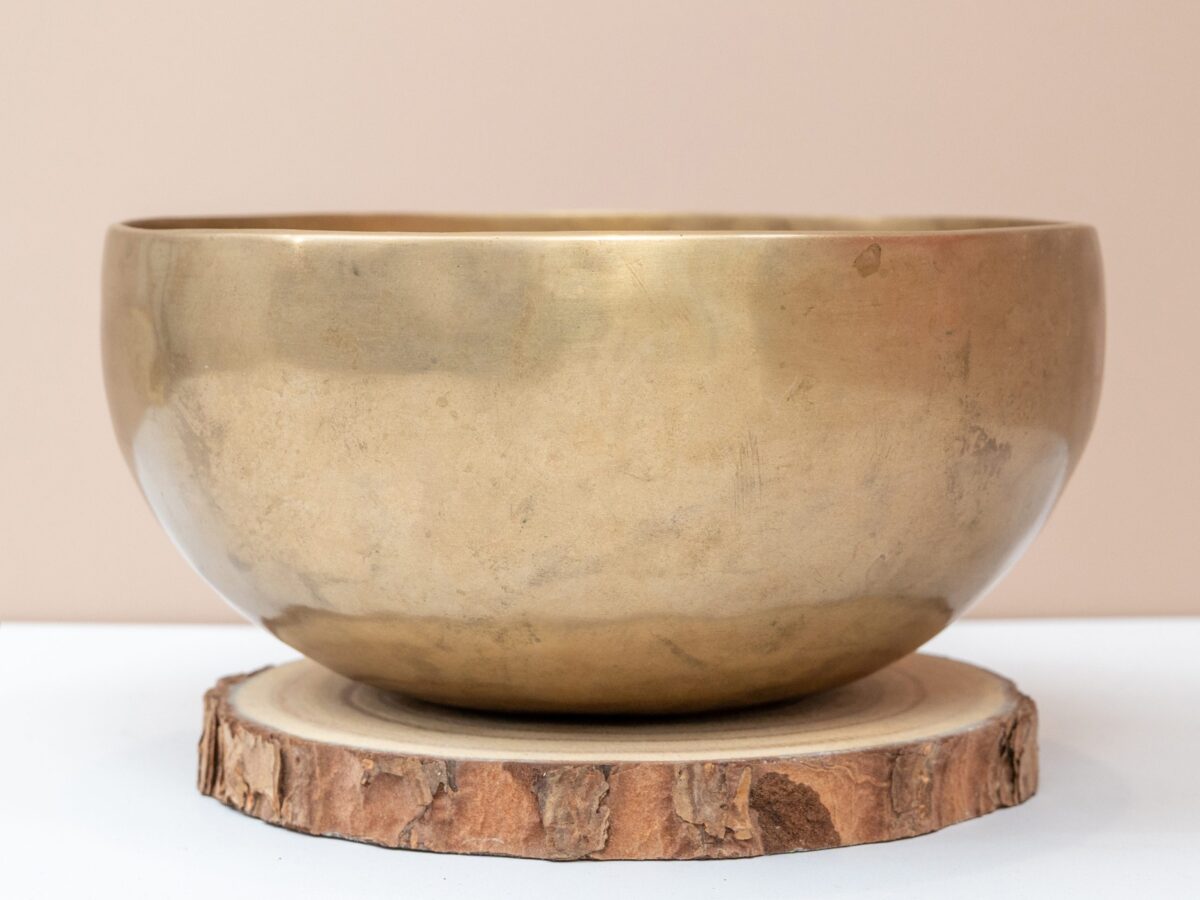 Chuông Xoay Himalaya Vàng Trơn Note A3 | Ø17.5cm | 0.75kg