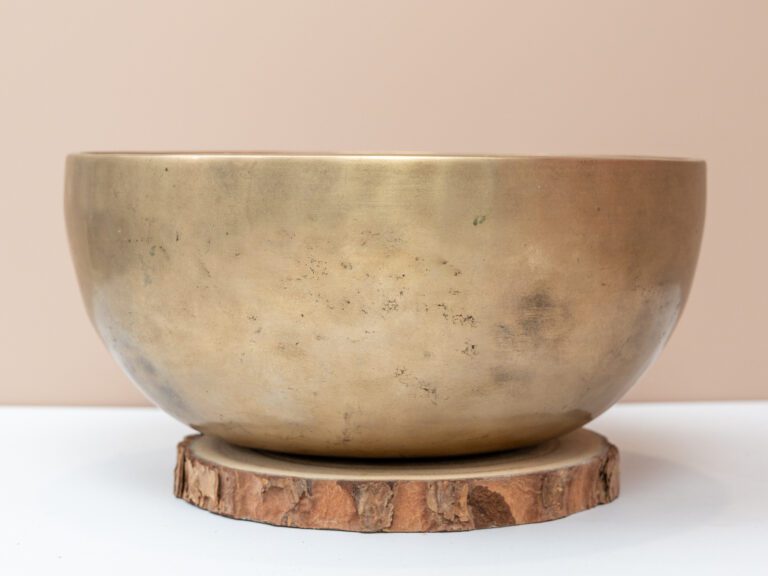 Chuông Xoay Himalaya Vàng Trơn Note A3 | Ø21cm | 1.4kg