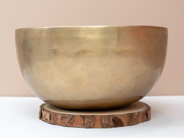 Chuông Xoay Himalaya Vàng Trơn Note B3 | Ø20cm | 1.43kg