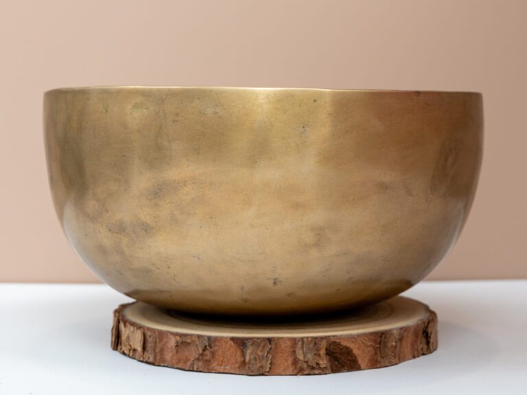 Chuông Xoay Himalaya Vàng Trơn Note F3# | Ø19.5cm | 1.12kg