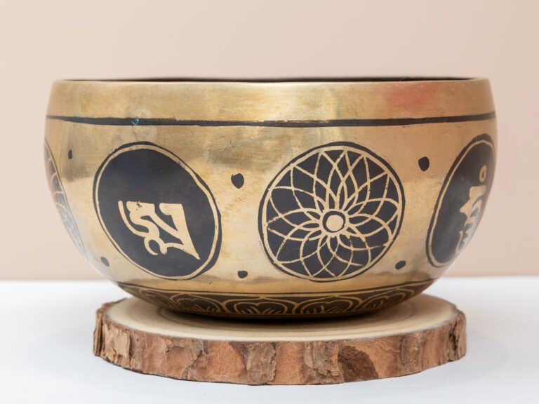 Chuông Xoay Himalaya Vàng Khắc Chú Om Mani Padme Hum | A3 | Ø17cm | 0.8kg