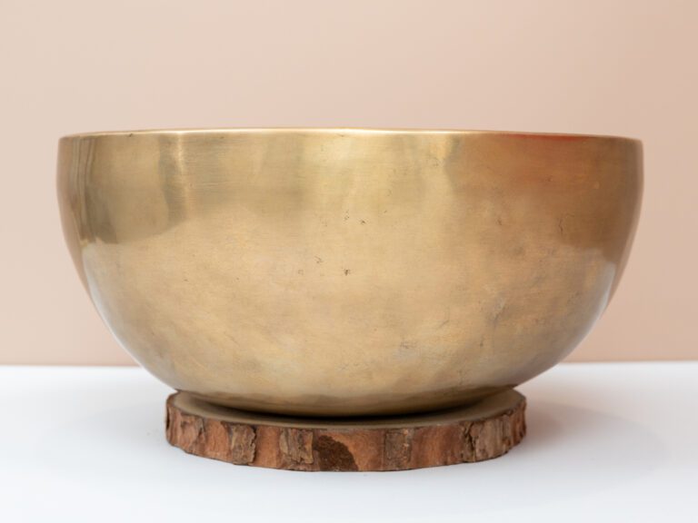 Chuông Xoay Himalaya Vàng Trơn Note C3 | Ø23cm | 1.41kg