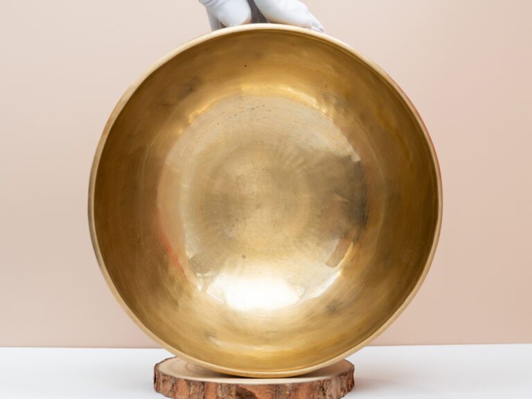 Chuông Xoay Himalaya Vàng Trơn Note C3 | Ø23cm | 1.41kg