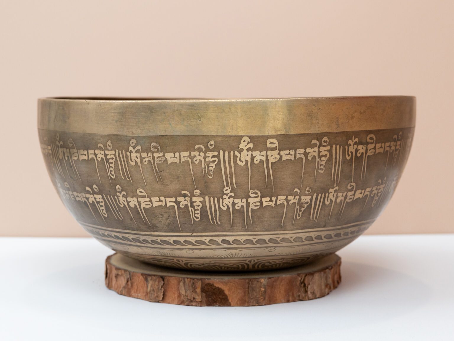 Chuông Xoay Himalaya Vàng Khắc Chú Om Mani Padme Hum | D3# | Ø22.5cm | 1.34kg