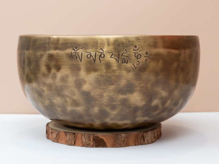 Chuông Xoay Himalaya Màu Cọp Khắc Full Moon | E3 | Ø22cm | 1.6kg