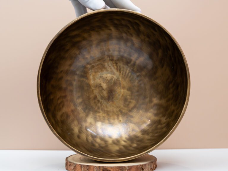 Chuông Xoay Himalaya Màu Cọp Khắc Full Moon | E3 | Ø22cm | 1.6kg