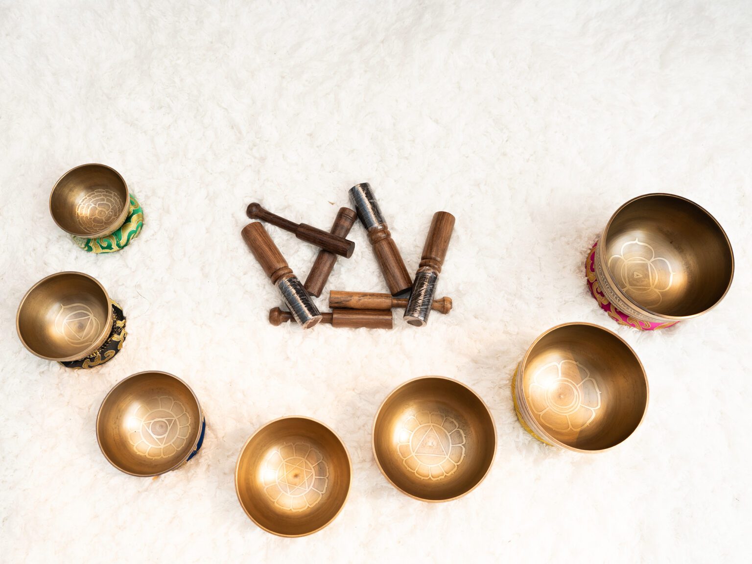 Bộ Chuông Máy Khắc Hoạ Tiết 7 Luân Xa 3.15kg - Set#2