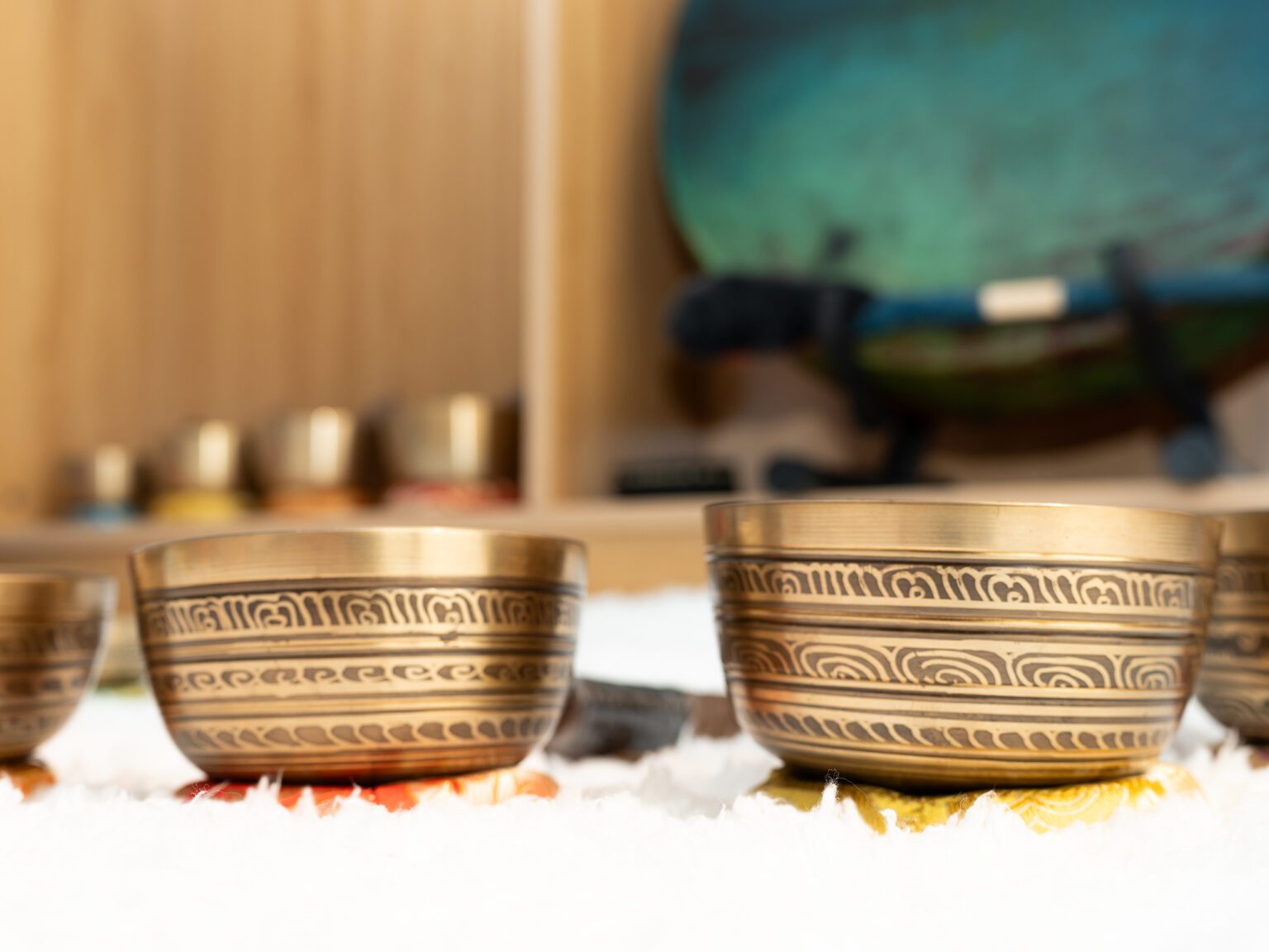 Bộ Chuông Máy Khắc Hoạ Tiết 7 Luân Xa 3.15kg - Set#2