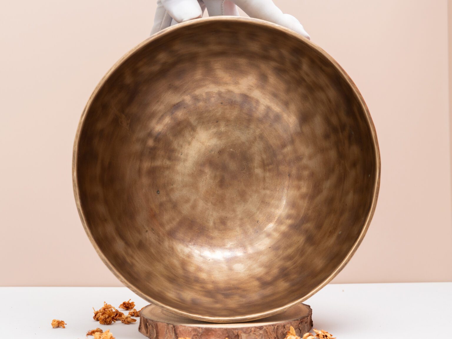 Chuông Xoay Himalaya Màu Vàng Khắc Full Moon Hàng Decor | D3# | Ø23cm | 1.52kg