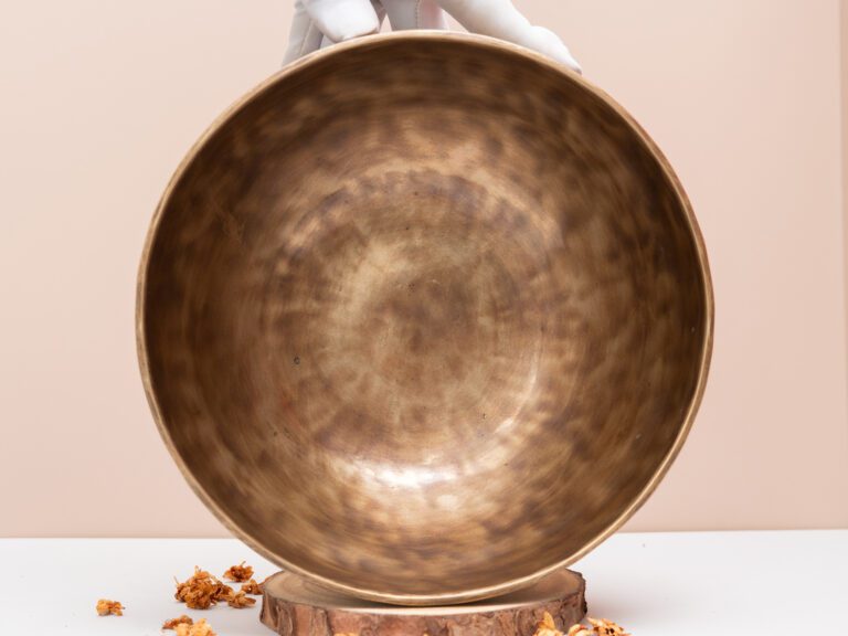 Chuông Xoay Himalaya Màu Vàng Khắc Full Moon Hàng Decor | D3# | Ø23cm | 1.52kg