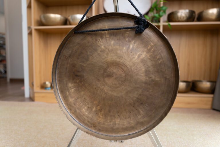Gong Nepal Cầm Tay Khắc Chùy Kim Cương & Mantra – C3 | Ø 40cm | 1.8kg