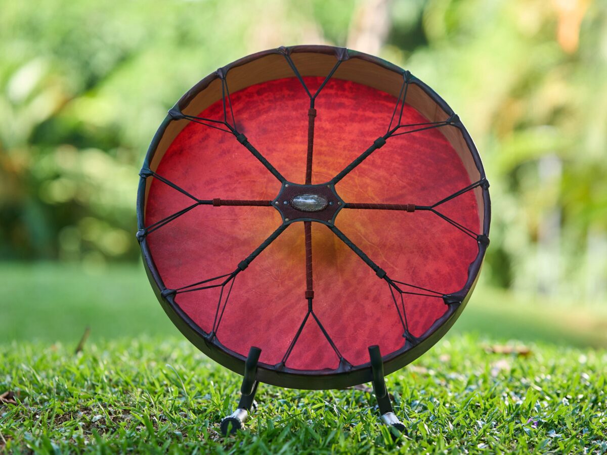Trống Shaman 56cm Da Dê, Đính Đá Thạch Anh Trắng