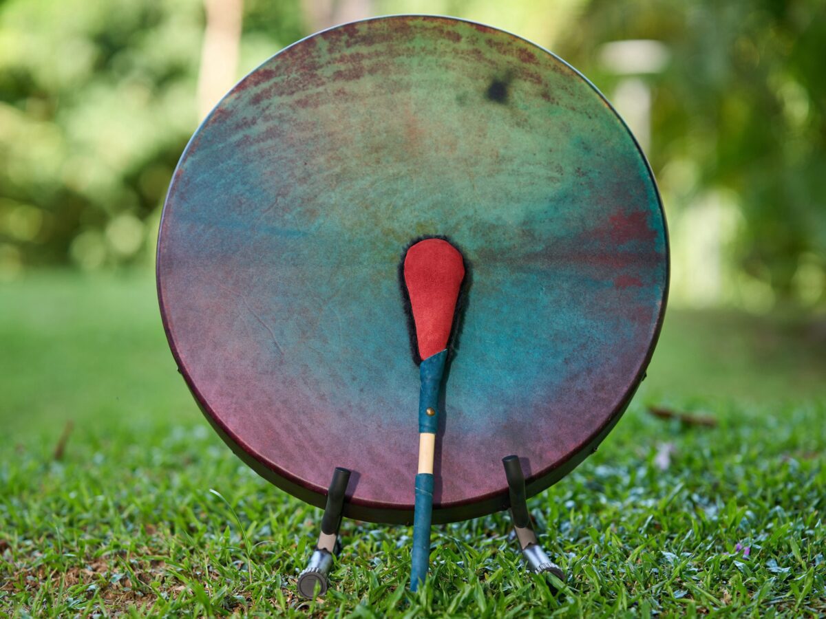 Trống Shaman 56cm Da Dê, Đính Đá Thạch Anh Trắng