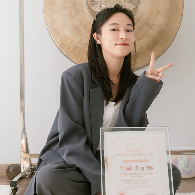 Miss Kam / Founder Yên Healing
