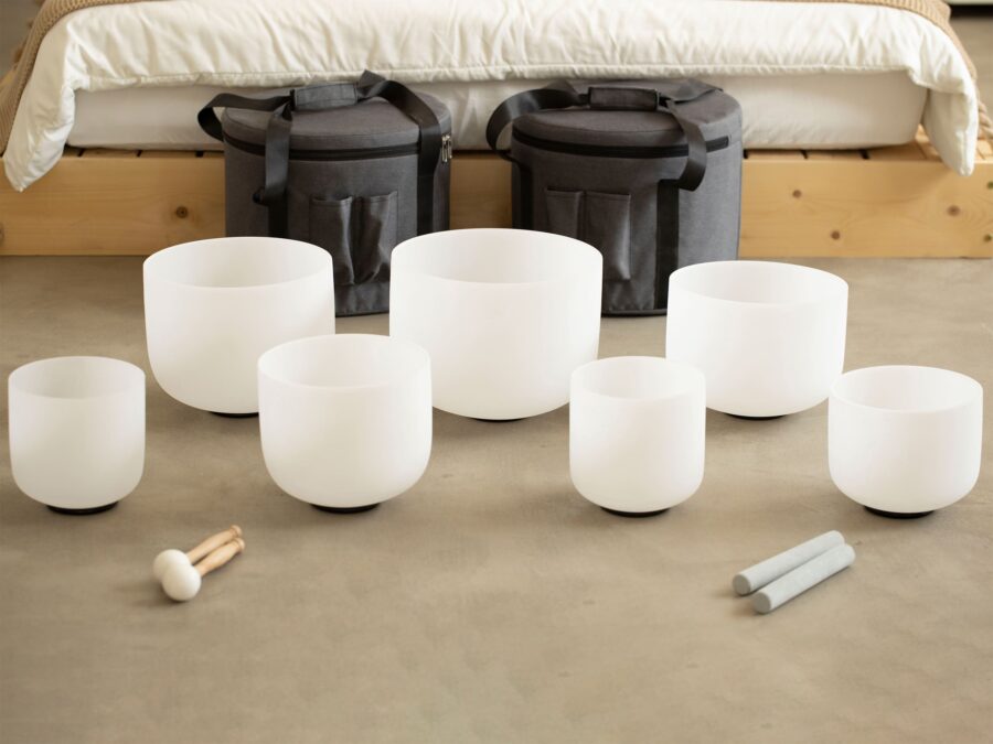 Bộ 7 Chuông Thạch Anh 6-12” Màu Trắng Mờ (White Frosted)