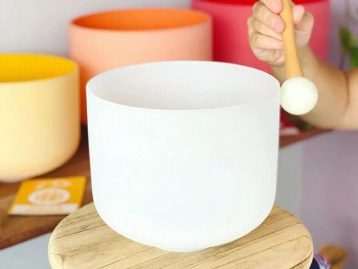 9-White Frosted Crystal Singing Bowl 05 Chuông thạch anh 9 inch Màu Trắng (White Frosted) CDEFGAB